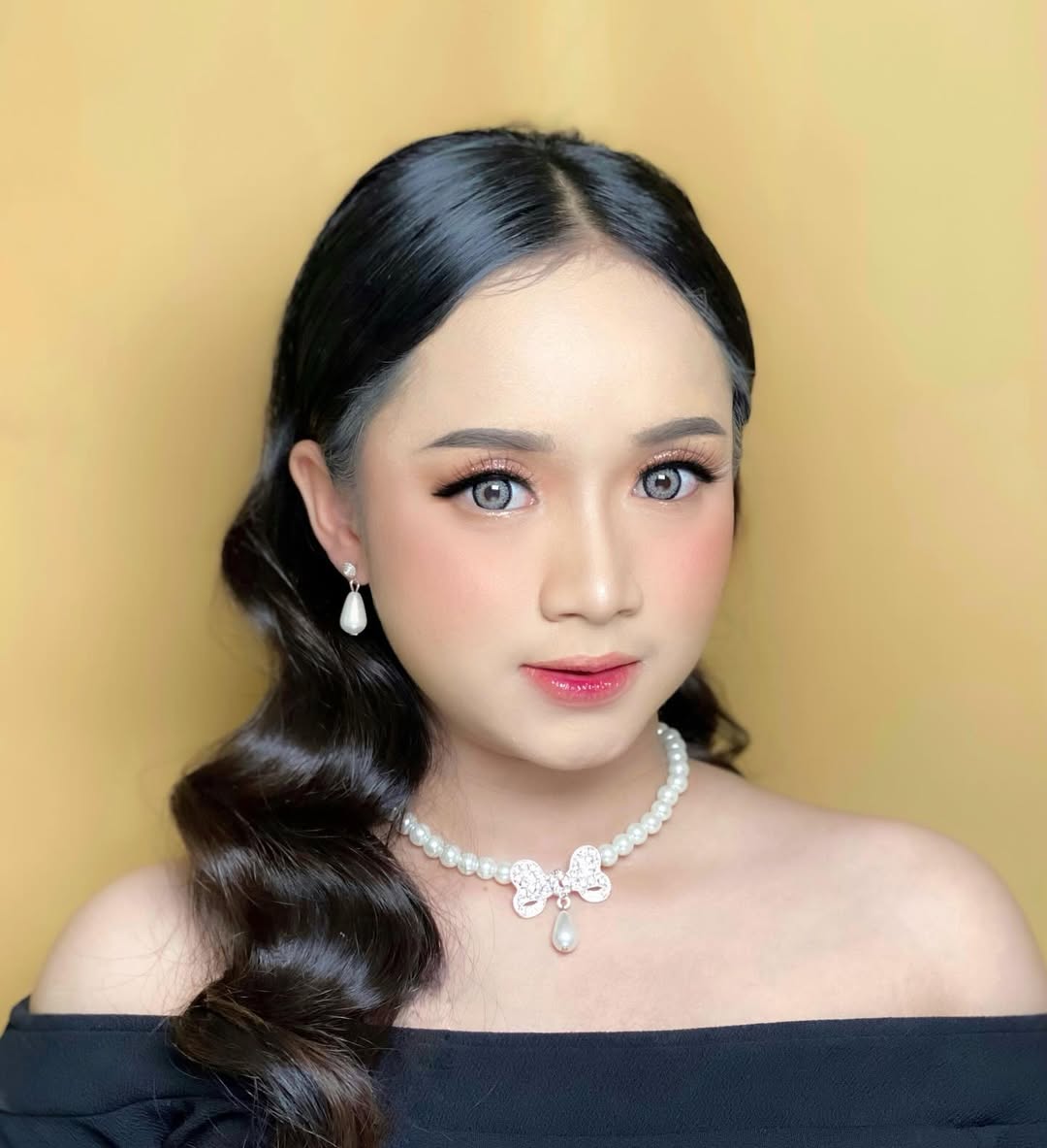 Elegant Look